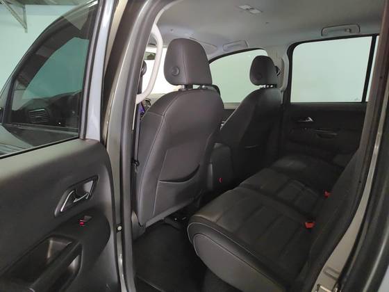 VOLKSWAGEN AMAROK 3.0 V6 TDI DIESEL HIGHLINE CD 4MOTION AUTOMÁTICO